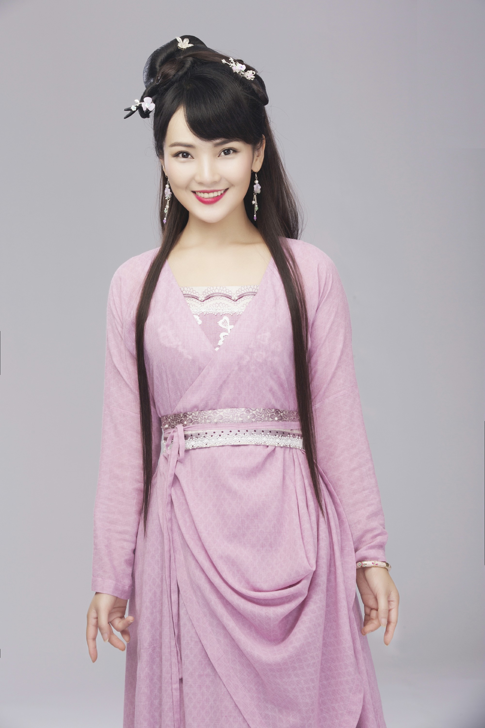 《人间烟火花小厨》开播 斯琴高丽扮“黑暗料理西施”(图5) 《人间烟火花小厨》开播 斯琴高丽扮“黑暗料理西施”(图5)