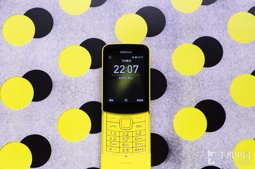 诺基亚 8110 再次开售 情怀香蕉机来一台