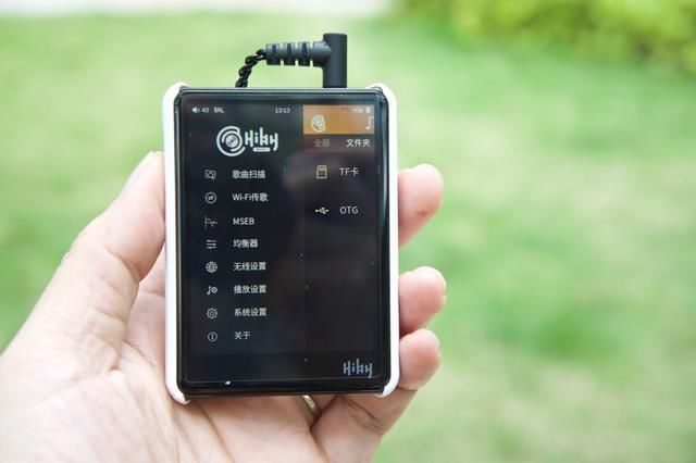 便携无线音乐利器小品海贝 R3 网络音乐播放器