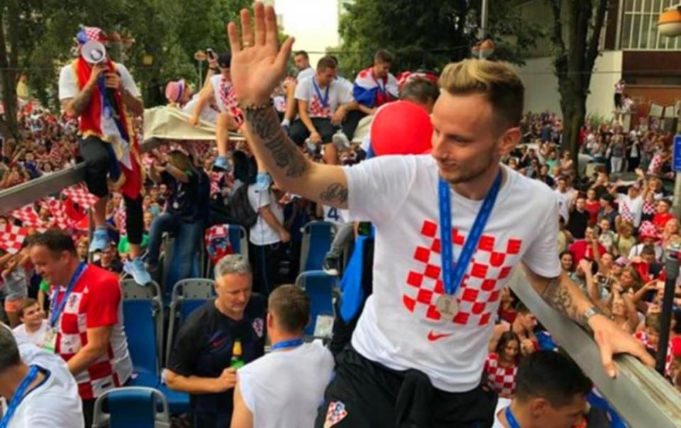 光天化日下的炒作:法国夺冠世界杯后,为什么火