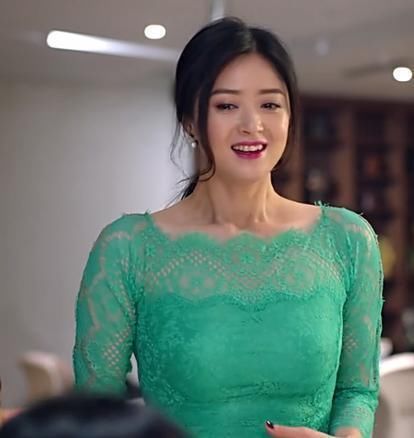 闫妮瘦身秘诀曝光,原来马甲线可以这么简单?网