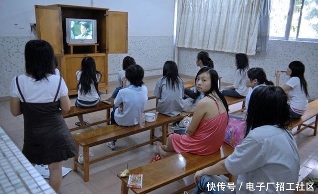 实拍:东莞电子厂打工妹子的真实生活状况、网