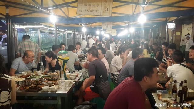 婚后老公坚持AA制,十年后他跪着求我