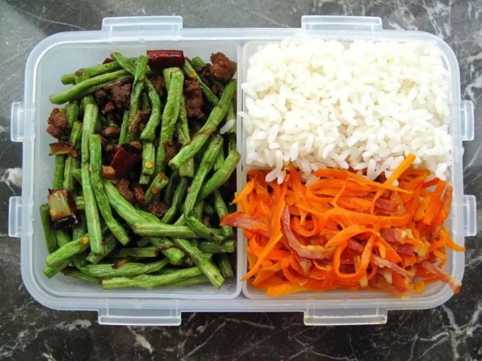 北京年薪100万才刚脱贫,拥有200万存款算啥水