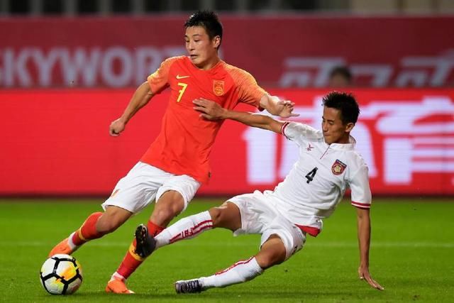 里皮高度赞赏!恒大两后防大将提前锁定2019年