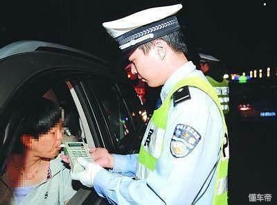 2018驾考新规:五类人将不能考驾驶证,小编竟是