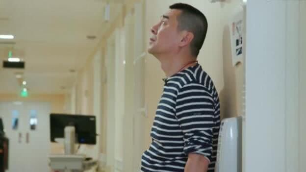 蒋勤勤从产房出来,陈建斌太激动脱口而出8个字