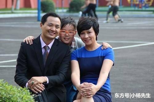 曾红过赵薇,远嫁外国惨被抛弃,如今43岁过成这样