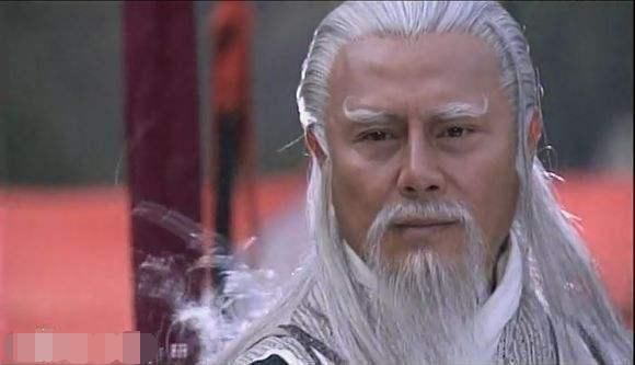 元始天尊为何让姜子牙小心清福神柏鉴?与千年前的大战有关?