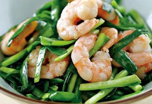 两岁女童腹痛剧烈,肠子坏死一半,母亲痛扇自己