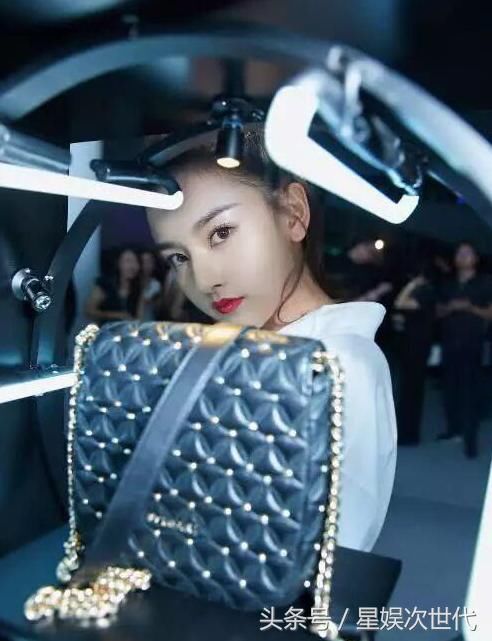 小哪吒长大了!看看宋祖儿在美国做过最奢侈的