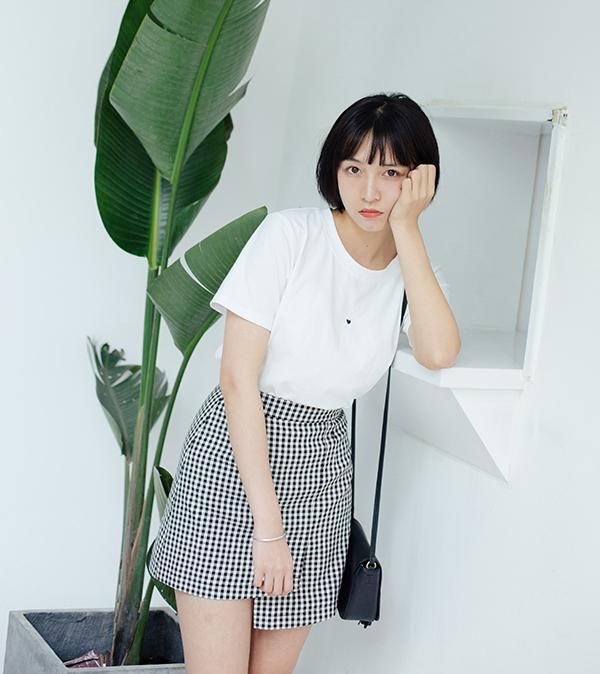 小个子穿搭 穿短款半身裙更显高更好看