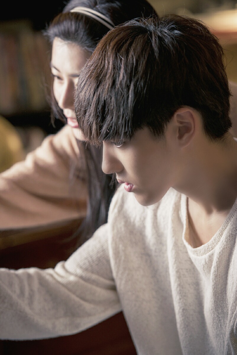 [吴亦凡][分享]170502 《夏木》高清剧照第十三弹:那个你我曾经勇敢爱