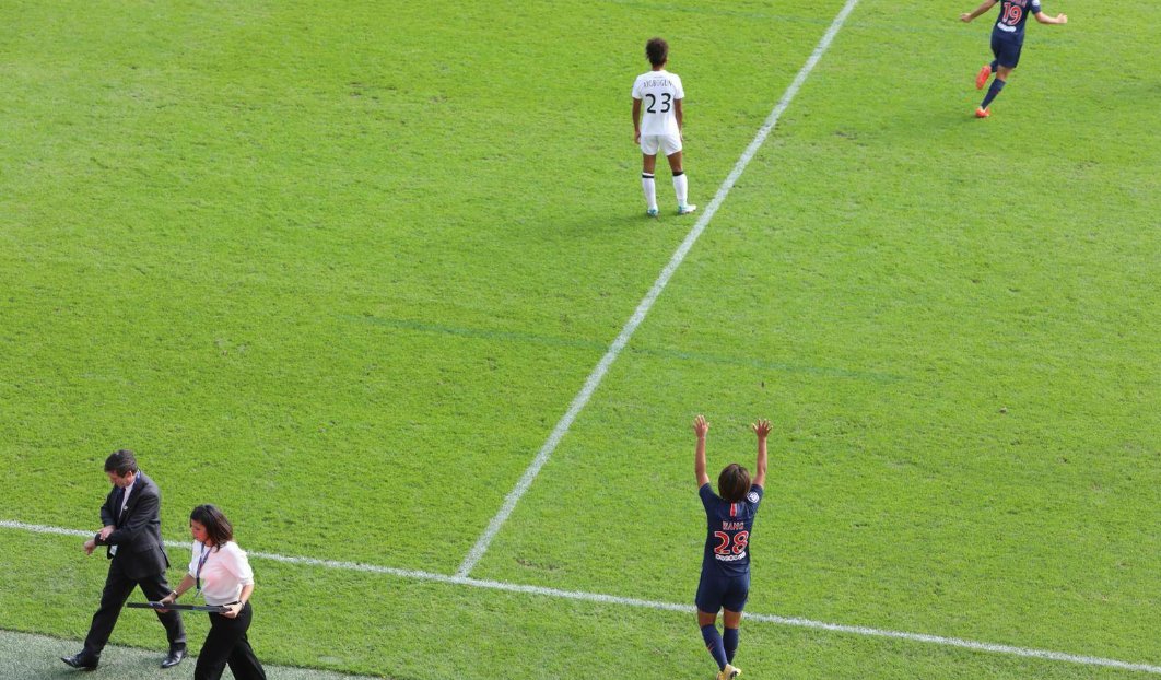 王霜进入巴黎圣日耳曼女足18人欧冠大名单,王