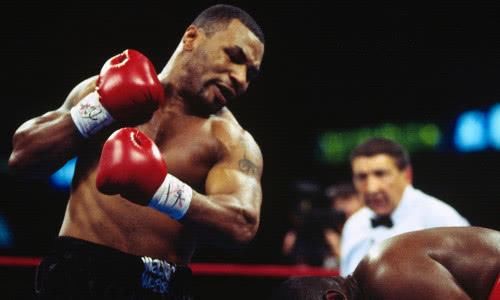 拳王泰森为何打不过霍利菲尔德?每天只想着花
