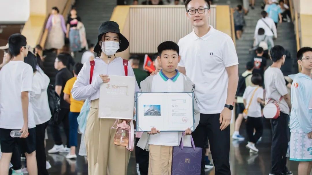 美好的相遇 | 清华大学艺术博物馆迎来第300万名观众
