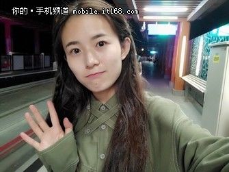 朱海舟:坚果R1将采用索尼IMX363相机传感器