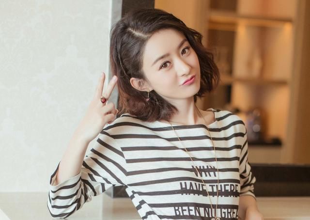 手残星人也能学会的赵丽颖同款编发,你的短发