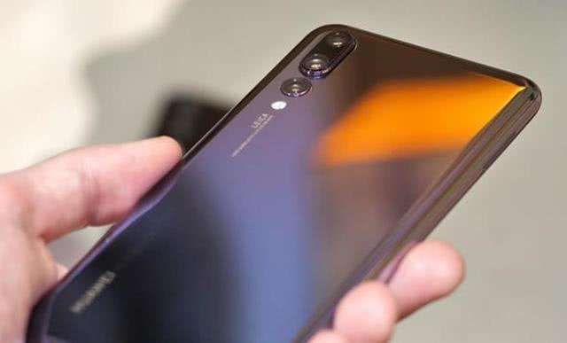 iPhone7从5388降至3788!对比华为P20你选谁