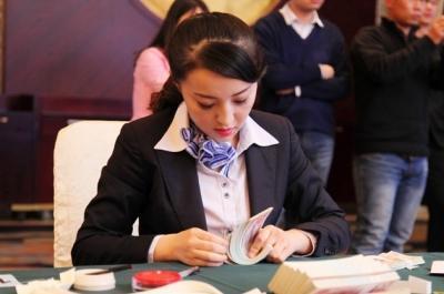 四大银行柜员职责是什么?他们的出路在哪里?