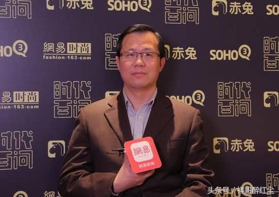 为什么卓伟爆了那么多明星的料却没人敢动他,