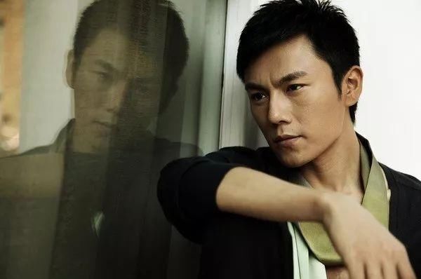 陈学冬没戏拍?杨烁坑儿子?秦昊被嘲?于正要溜