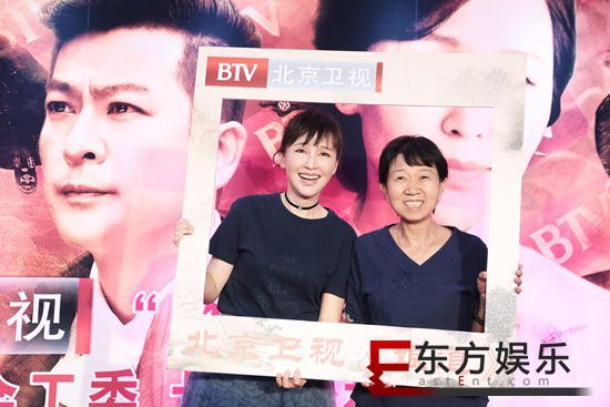 北京卫视《娘道》走进社区 岳丽娜讲述带娃上