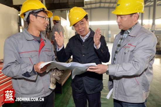 “碳痴”张国良:执着攻关 填补我国高性能碳纤维空白 “碳痴”张国良:执着攻关 填补我国高性能碳纤维空白