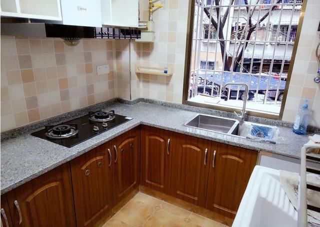 坐标二线城市,70平的二手学区房总价150万,真