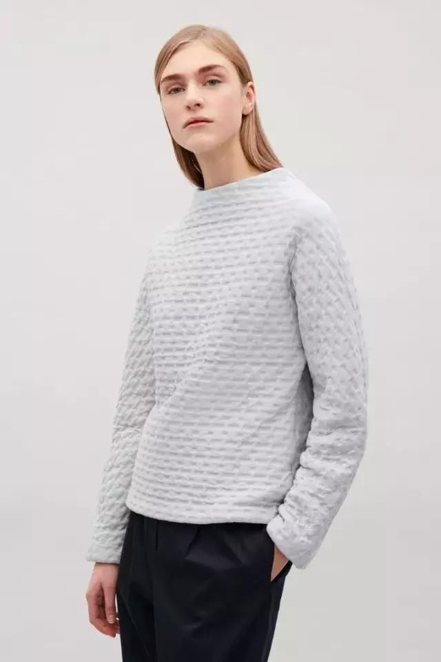 过年回家,如何穿得满满高级感?七个女装品牌种