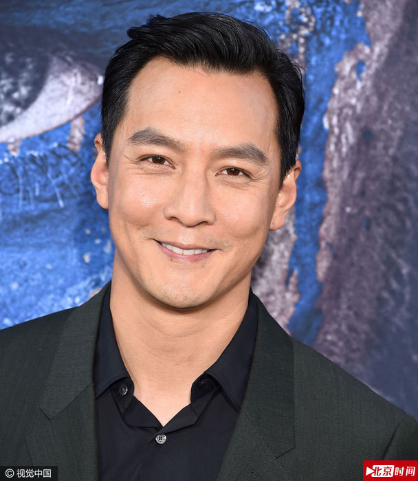 男神受伤都不管 吴彦祖爱妻很任性