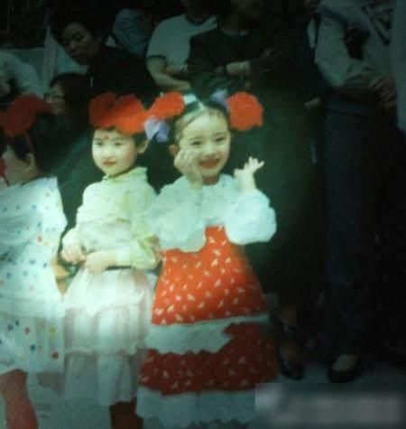 对比郑爽杨幂 angelababy 刘亦菲小时候照片,谁