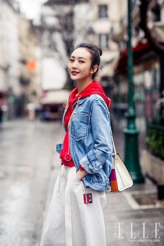 备一件红色卫衣 过年就穿着它去串门了!