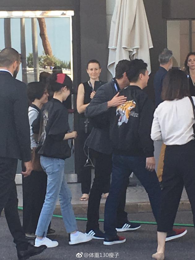 要走红毯?奶茶妹妹刘强东夫妇低调现身戛纳