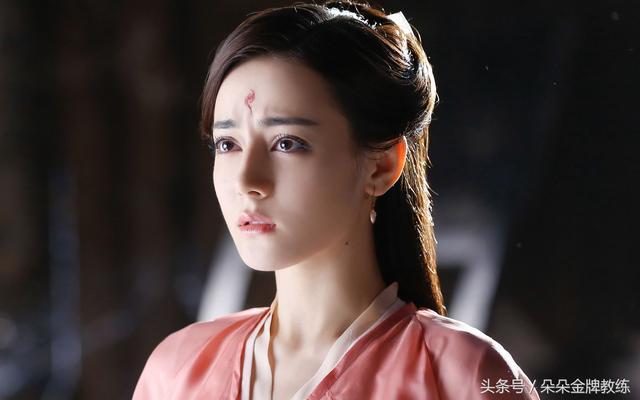 网曝迪丽热巴减肥瘦身食谱,快来围观