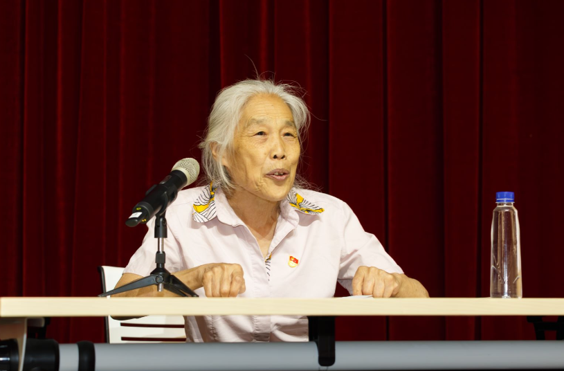 活动中,革命先烈李大钊先生的孙女李乐群从后辈,家人的视角深情讲述了