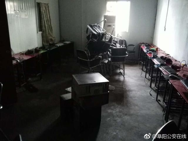 为逃避处罚 黑网吧老板将9名未成年人锁黑屋里 为逃避处罚 黑网吧老板将9名未成年人锁黑屋里