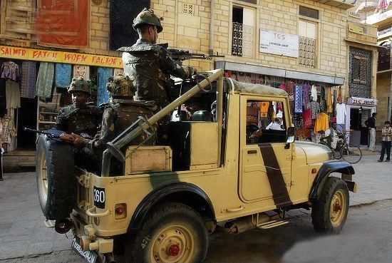 在印度人看来,孟买的经济领先上海20年,让我们