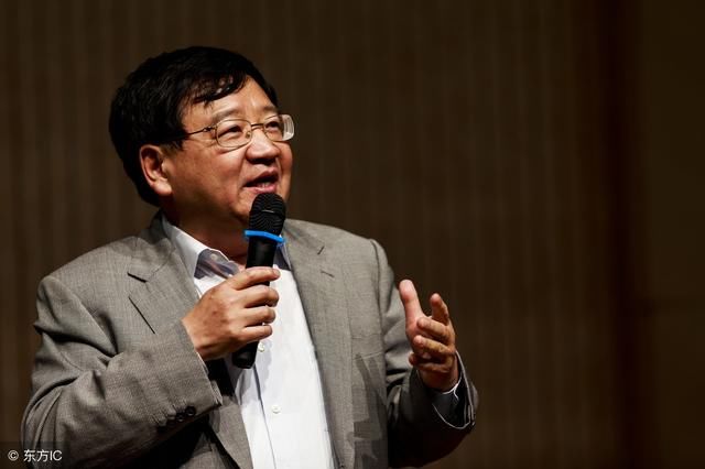 天使投资人徐小平:我很喜欢投钱给30岁以下的创业者