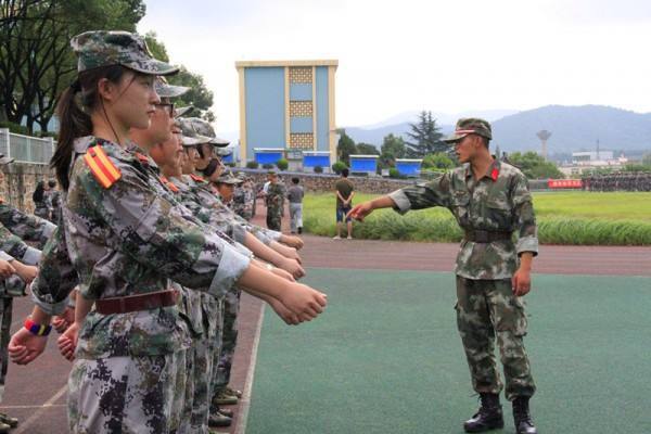 这5种类型的考生不能报考军校,很多家长和考生