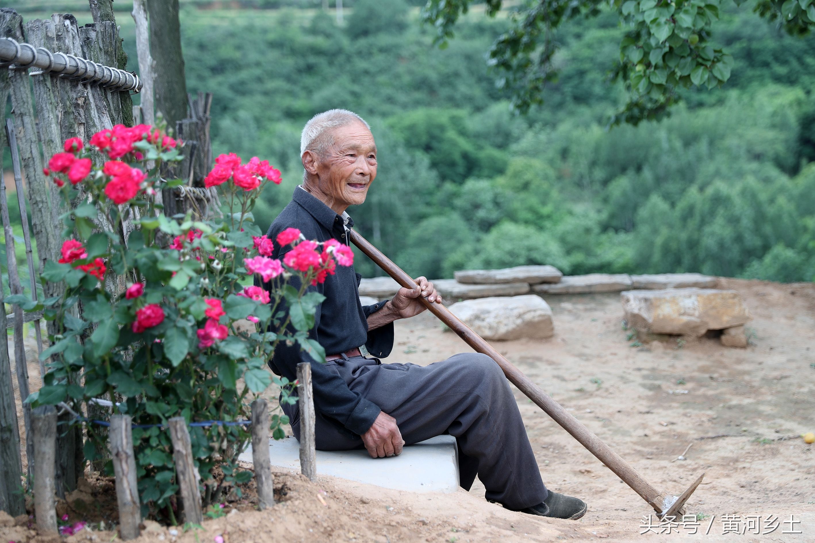 农村92岁老人长寿秘诀有意思,一辈子不吃肉却离不开一种东西