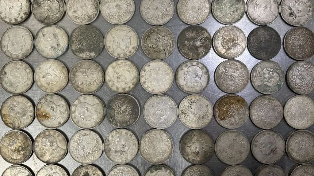 86枚“袁大头”被截获，海关提醒——