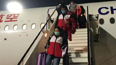 中国医疗队已抵达意大利!网友:愿平安,盼早归