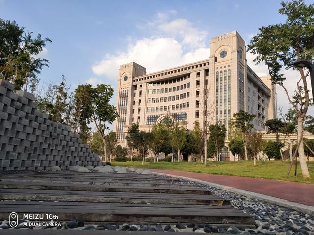 同门之战,魅族15和魅族16的拍照对比