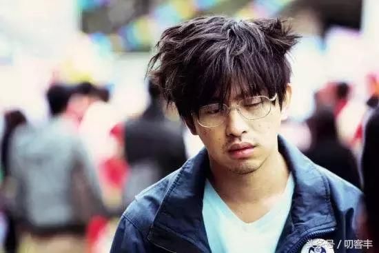 如何帮助孩子建立强大的内心及抗压能力?