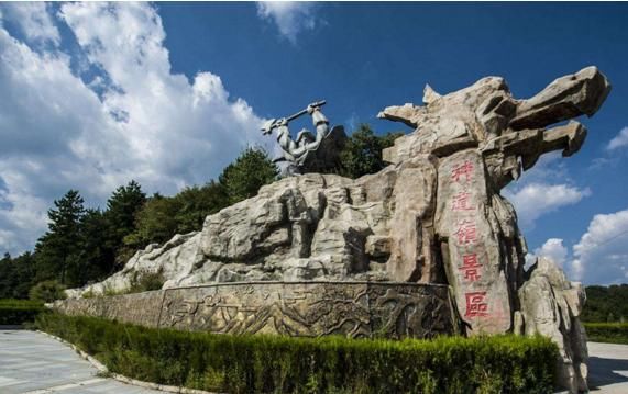 北宋,黄龙中部,西部属鄜城县,洛川县,东南属韩城县,郃阳县,澄城县三县