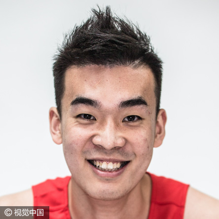 李慕豪喜笑颜开