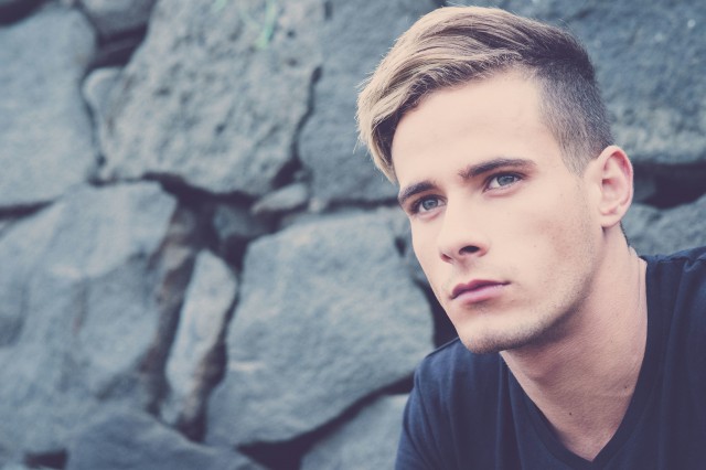 【图】眉形男生图片 平眉展现出亲切迷人气息