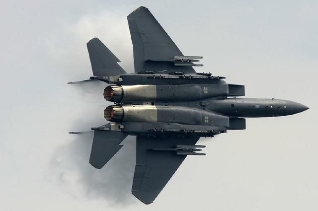 英国人评出现役10大最强战斗机 终于承认歼20