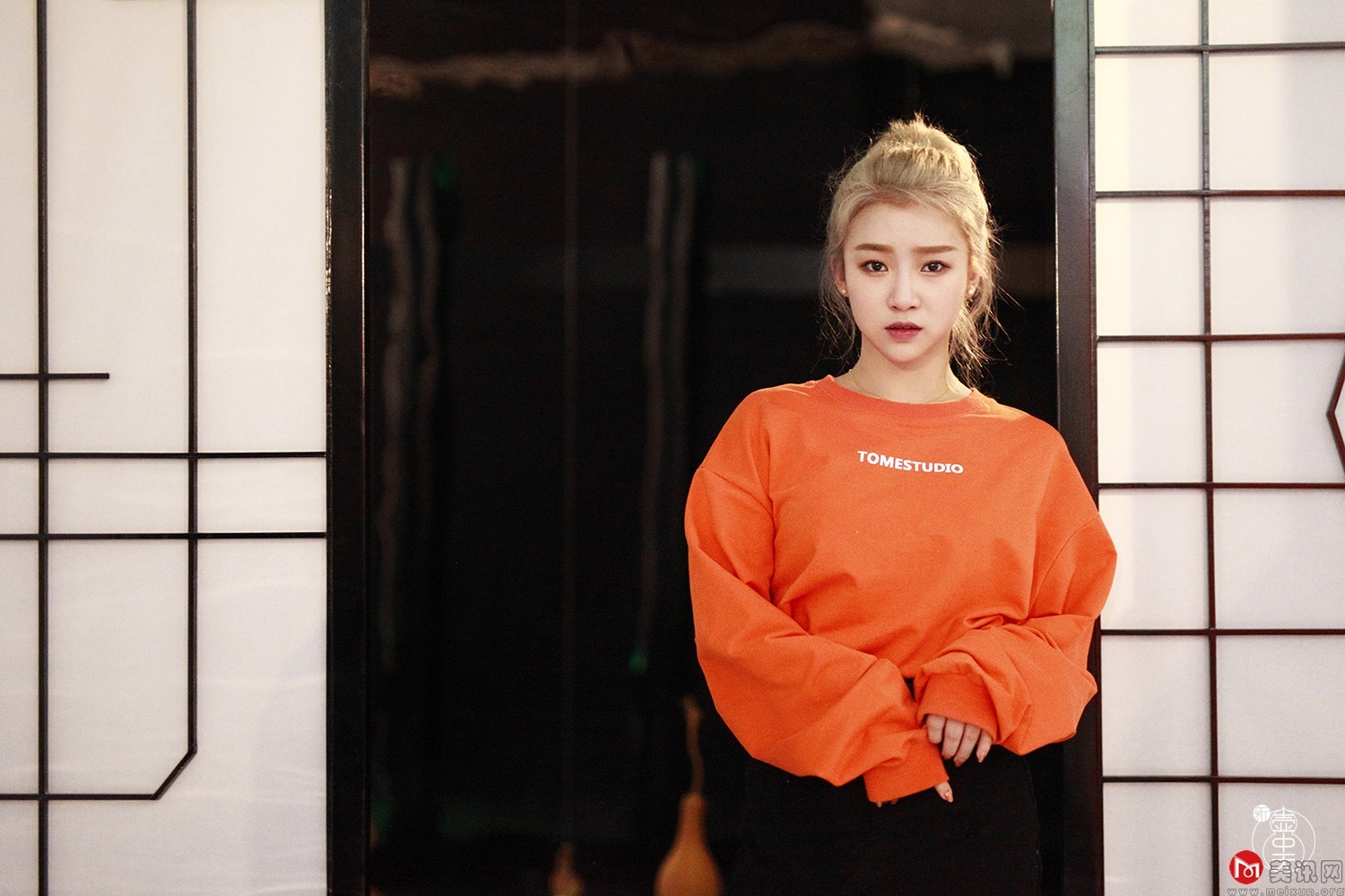 创造101选手林君怡气场全开